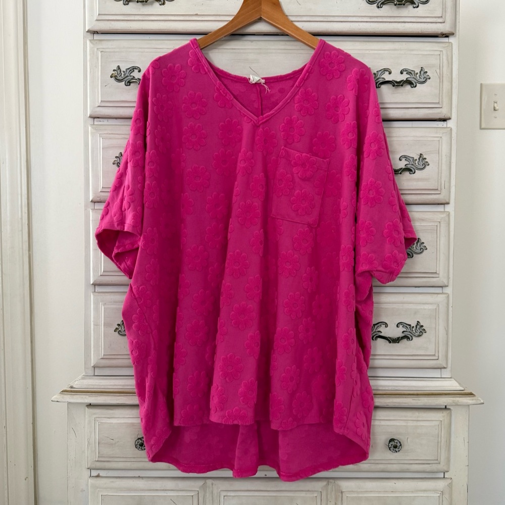 Vici Hot Pink Embossed Floral V-Neck Pocket Top